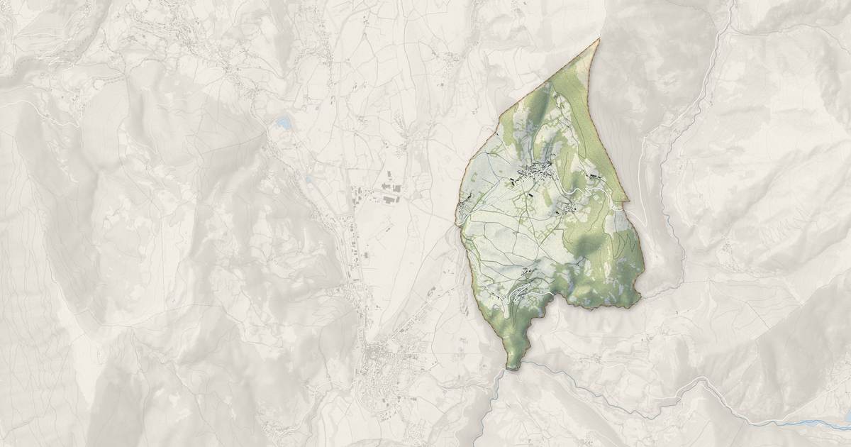 Portrait cartographique de Nantes-en-Ratier : relief, eau, forêts, bâti et voies, calculés à partir des données de l'IGN