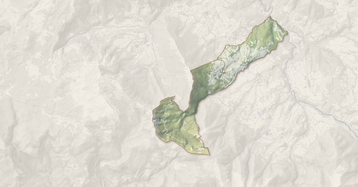 Portrait cartographique de Le Percy : relief, eau, forêts, bâti et voies, calculés à partir des données de l'IGN