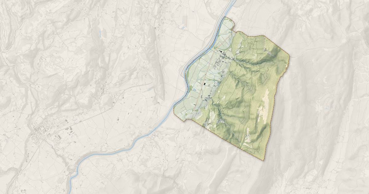 Portrait cartographique de La Rivière : relief, eau, forêts, bâti et voies, calculés à partir des données de l'IGN