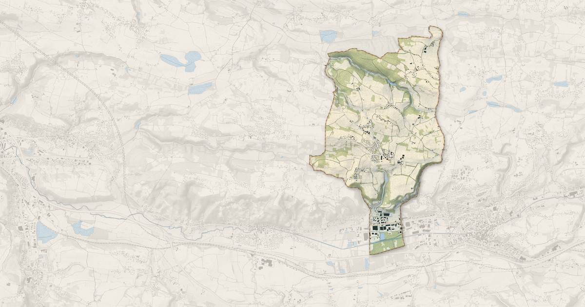 Portrait cartographique de Rochetoirin : relief, eau, forêts, bâti et voies, calculés à partir des données de l'IGN