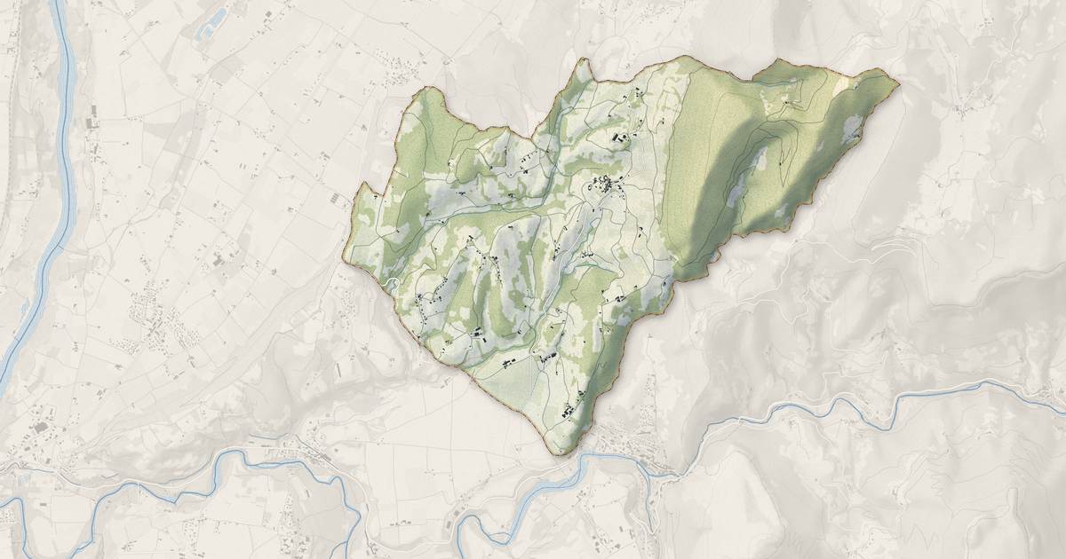 Portrait cartographique de Saint-André-en-Royans : relief, eau, forêts, bâti et voies, calculés à partir des données de l'IGN