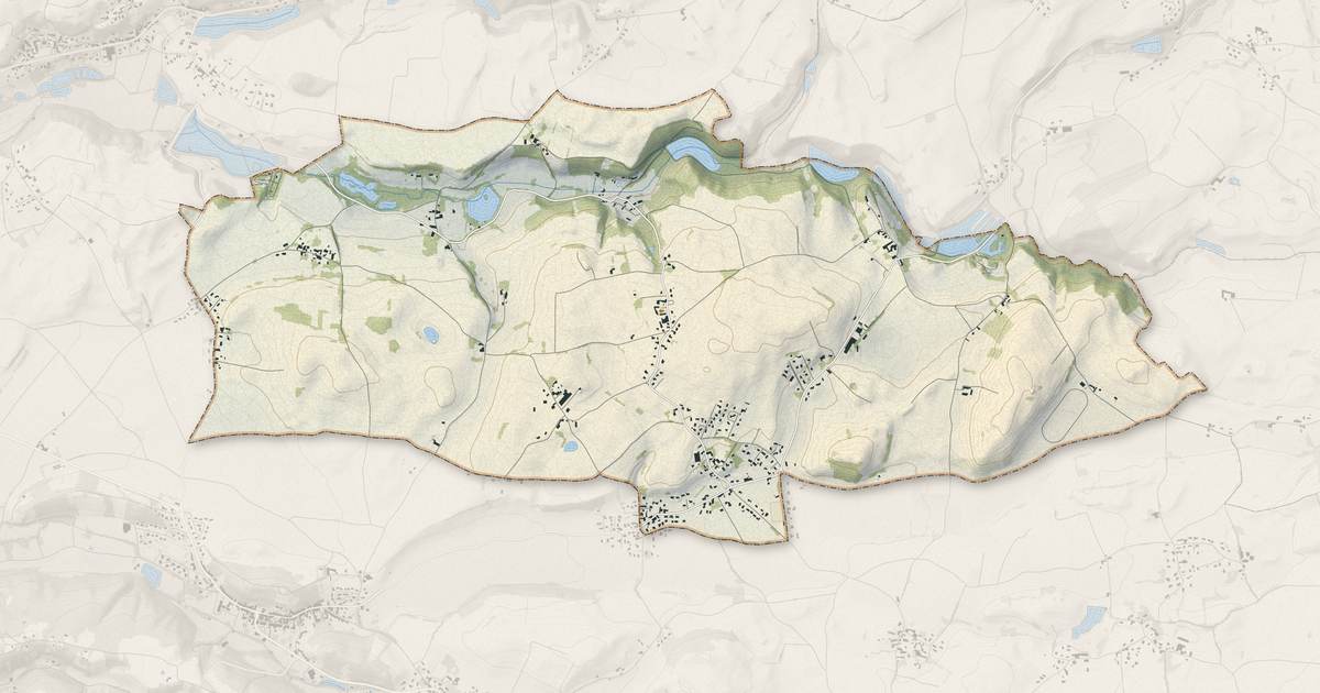 Portrait cartographique de Sainte-Anne-sur-Gervonde : relief, eau, forêts, bâti et voies, calculés à partir des données de l'IGN