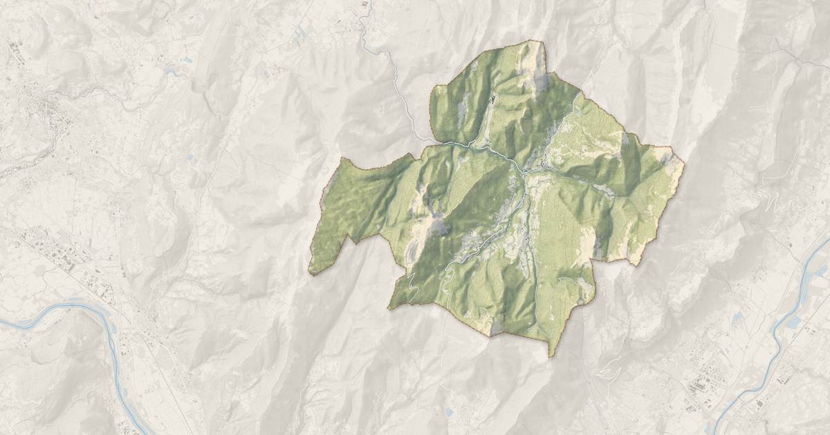 Portrait cartographique de Saint-Pierre-de-Chartreuse : relief, eau, forêts, bâti et voies, calculés à partir des données de l'IGN