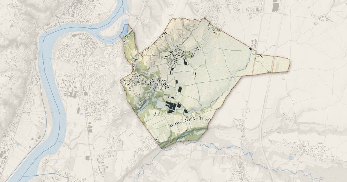 Portrait cartographique de Saint-Prim : relief, eau, forêts, bâti et voies, calculés à partir des données de l'IGN