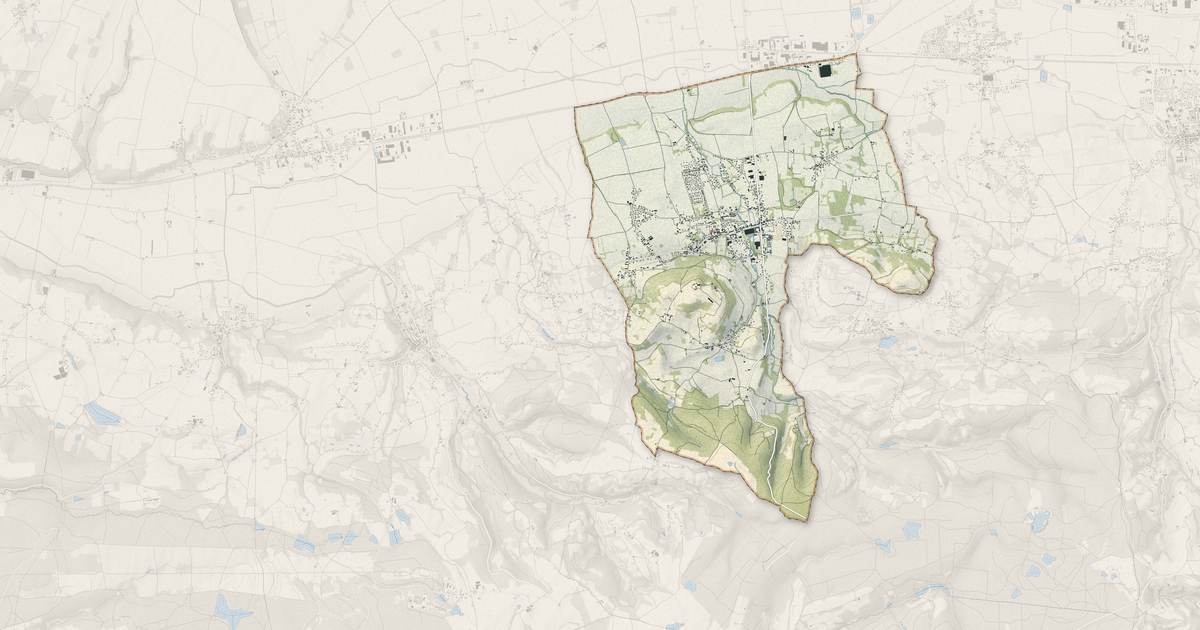 Portrait cartographique de Saint-Siméon-de-Bressieux : relief, eau, forêts, bâti et voies, calculés à partir des données de l'IGN