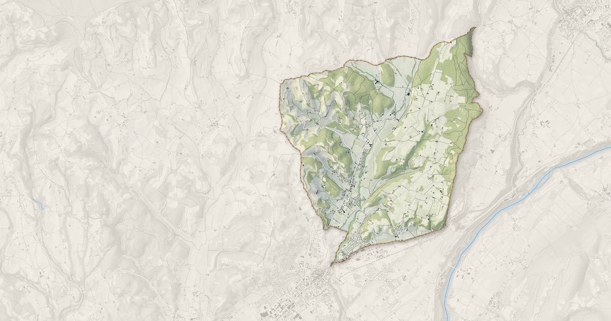 Portrait cartographique de Saint-Vérand : relief, eau, forêts, bâti et voies, calculés à partir des données de l'IGN