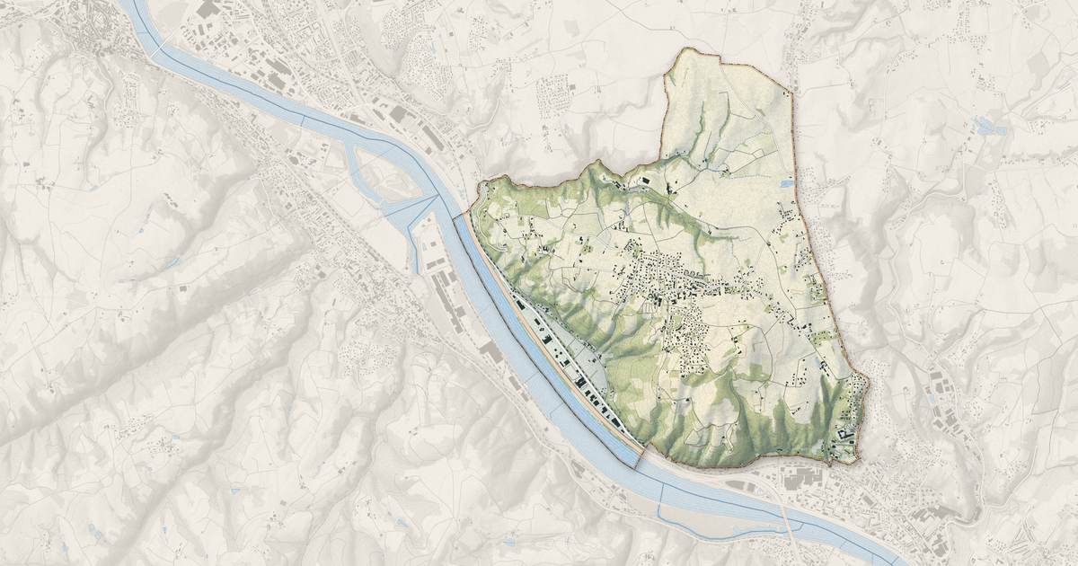 Portrait cartographique de Seyssuel : relief, eau, forêts, bâti et voies, calculés à partir des données de l'IGN