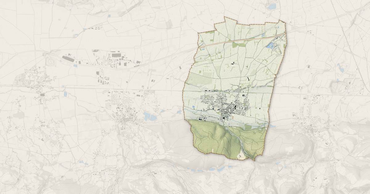 Portrait cartographique de Sillans : relief, eau, forêts, bâti et voies, calculés à partir des données de l'IGN
