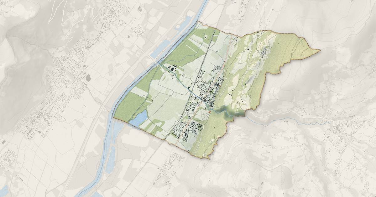 Portrait cartographique de Tencin : relief, eau, forêts, bâti et voies, calculés à partir des données de l'IGN
