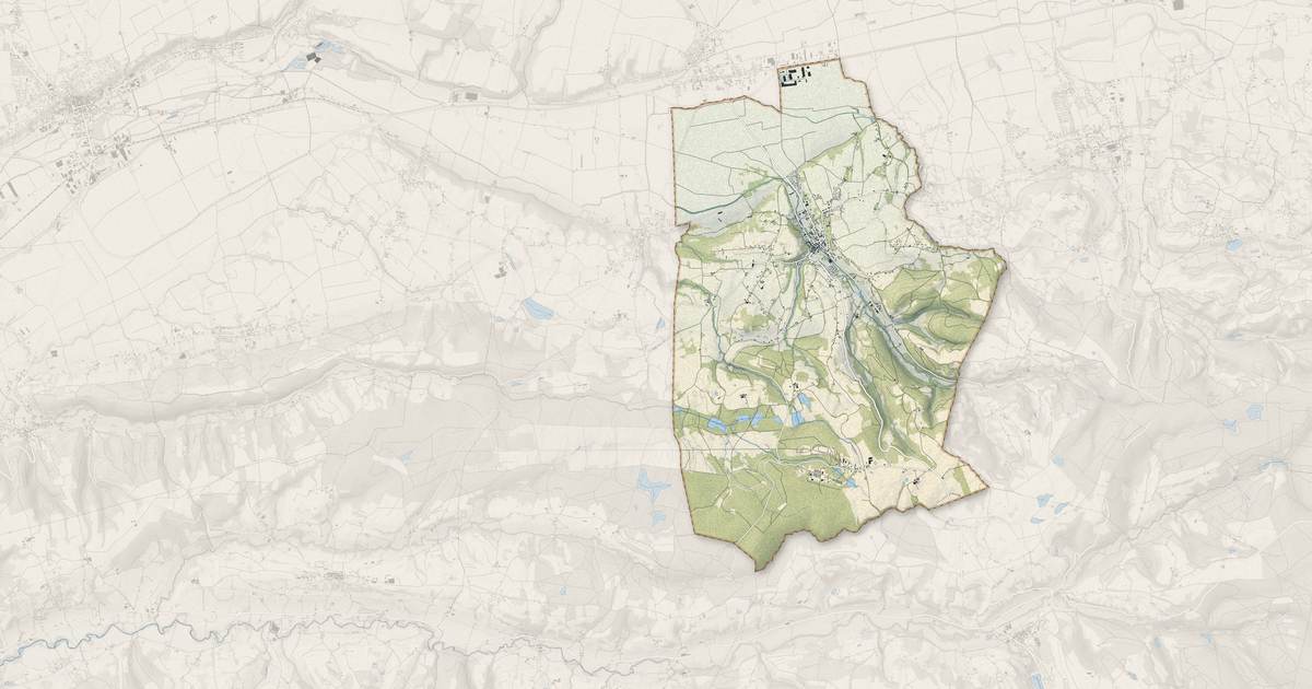 Portrait cartographique de Viriville : relief, eau, forêts, bâti et voies, calculés à partir des données de l'IGN
