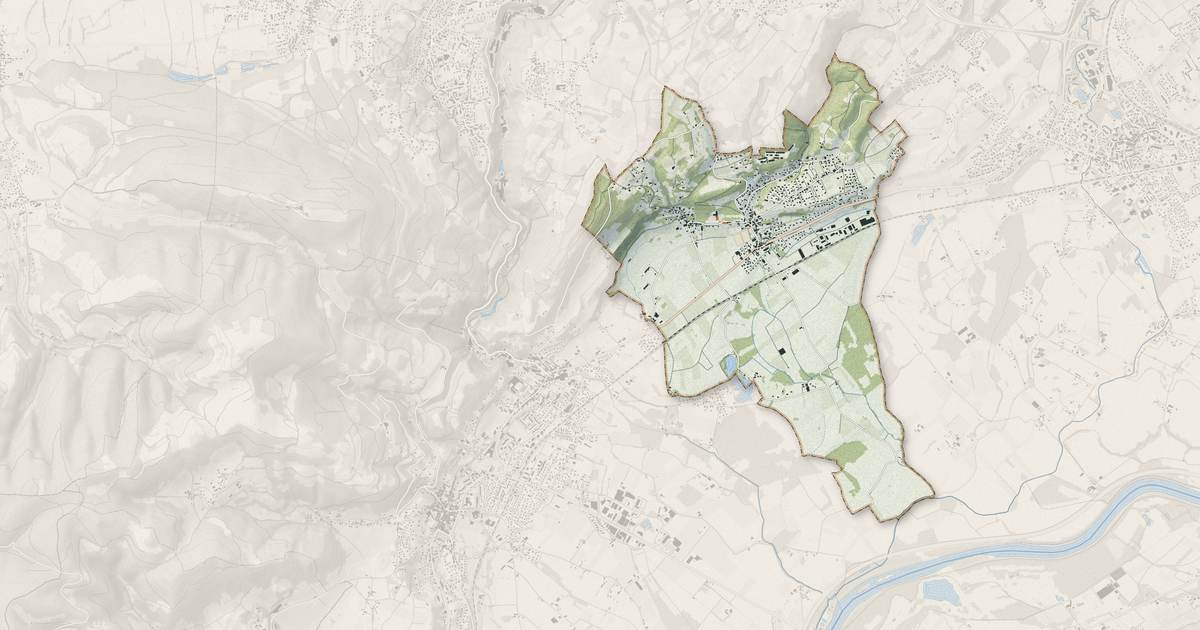 Portrait cartographique de Vourey : relief, eau, forêts, bâti et voies, calculés à partir des données de l'IGN