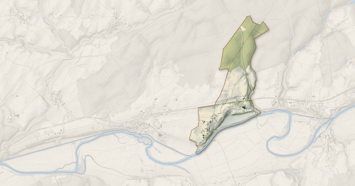 Portrait cartographique de La Barre : relief, eau, forêts, bâti et voies, calculés à partir des données de l'IGN