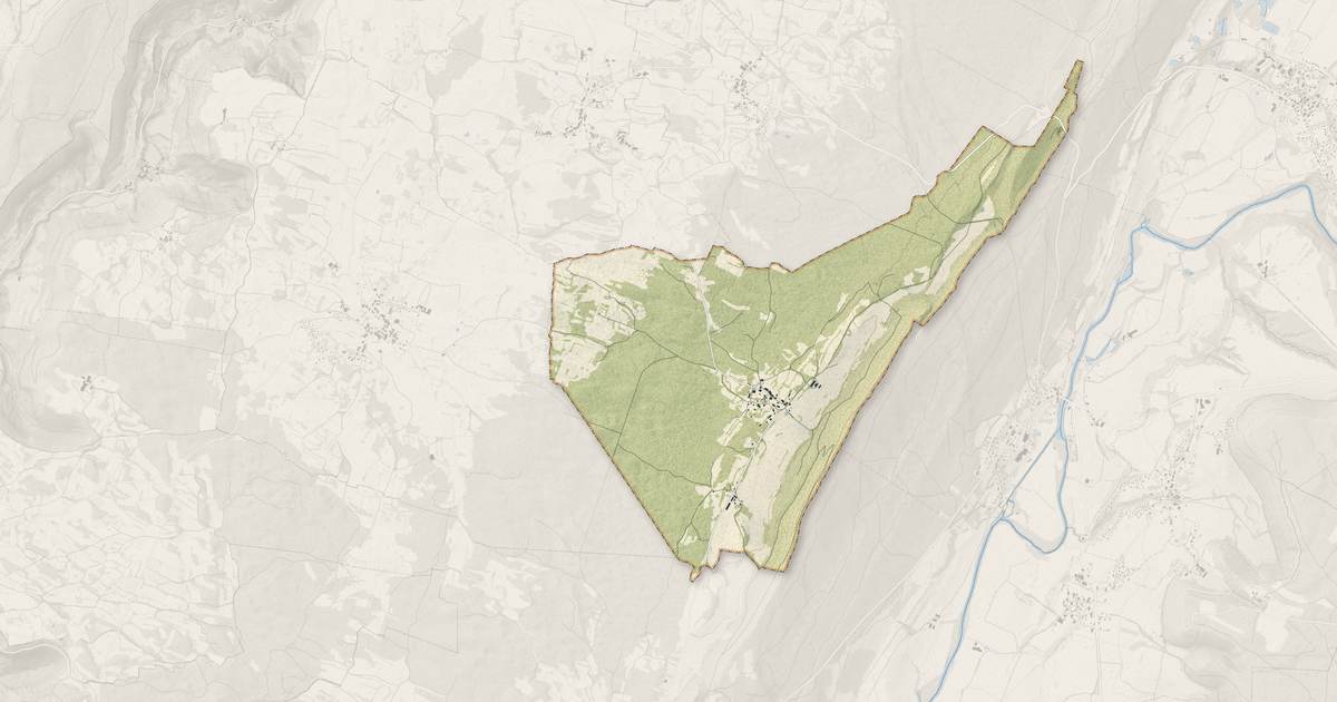 Portrait cartographique de Bonnefontaine : relief, eau, forêts, bâti et voies, calculés à partir des données de l'IGN