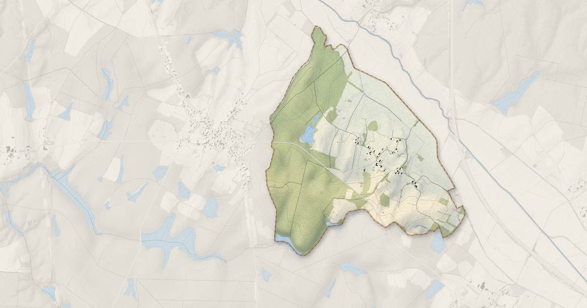Portrait cartographique de Bretenières : relief, eau, forêts, bâti et voies, calculés à partir des données de l'IGN
