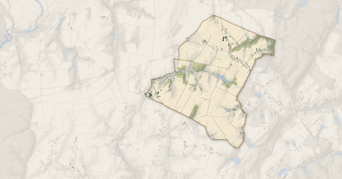 Portrait cartographique de Chaînée-des-Coupis : relief, eau, forêts, bâti et voies, calculés à partir des données de l'IGN