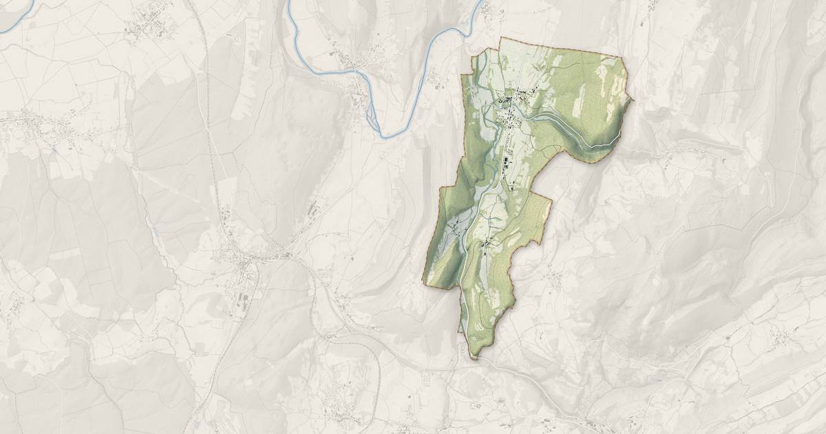 Portrait cartographique de La Chapelle-sur-Furieuse : relief, eau, forêts, bâti et voies, calculés à partir des données de l'IGN