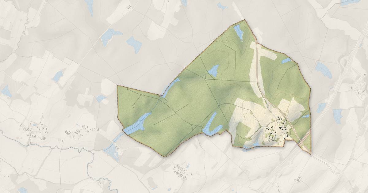 Portrait cartographique de La Charme : relief, eau, forêts, bâti et voies, calculés à partir des données de l'IGN