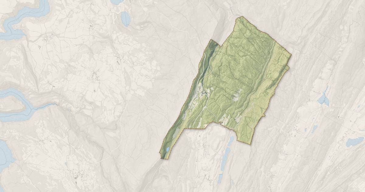 Portrait cartographique de Châtel-de-Joux : relief, eau, forêts, bâti et voies, calculés à partir des données de l'IGN