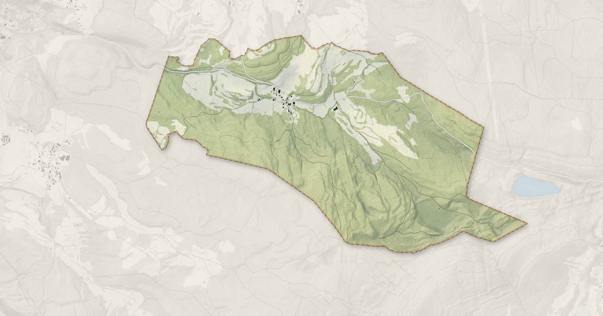 Portrait cartographique de Chevrotaine : relief, eau, forêts, bâti et voies, calculés à partir des données de l'IGN