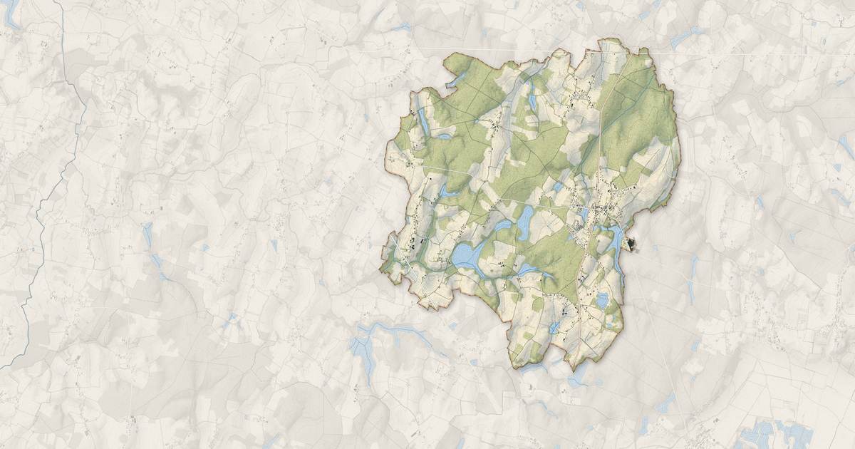 Portrait cartographique de Commenailles : relief, eau, forêts, bâti et voies, calculés à partir des données de l'IGN