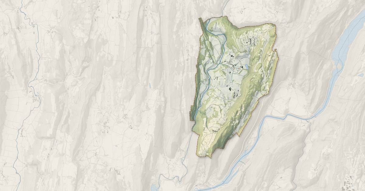 Portrait cartographique de Cornod : relief, eau, forêts, bâti et voies, calculés à partir des données de l'IGN