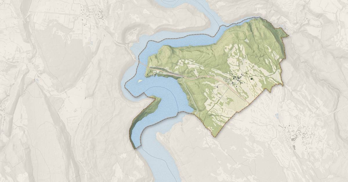 Portrait cartographique de Coyron : relief, eau, forêts, bâti et voies, calculés à partir des données de l'IGN