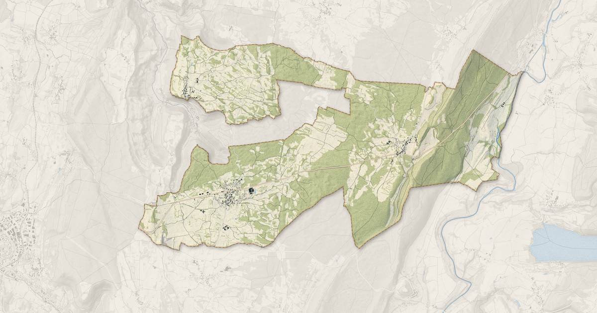 Portrait cartographique de Hauteroche : relief, eau, forêts, bâti et voies, calculés à partir des données de l'IGN