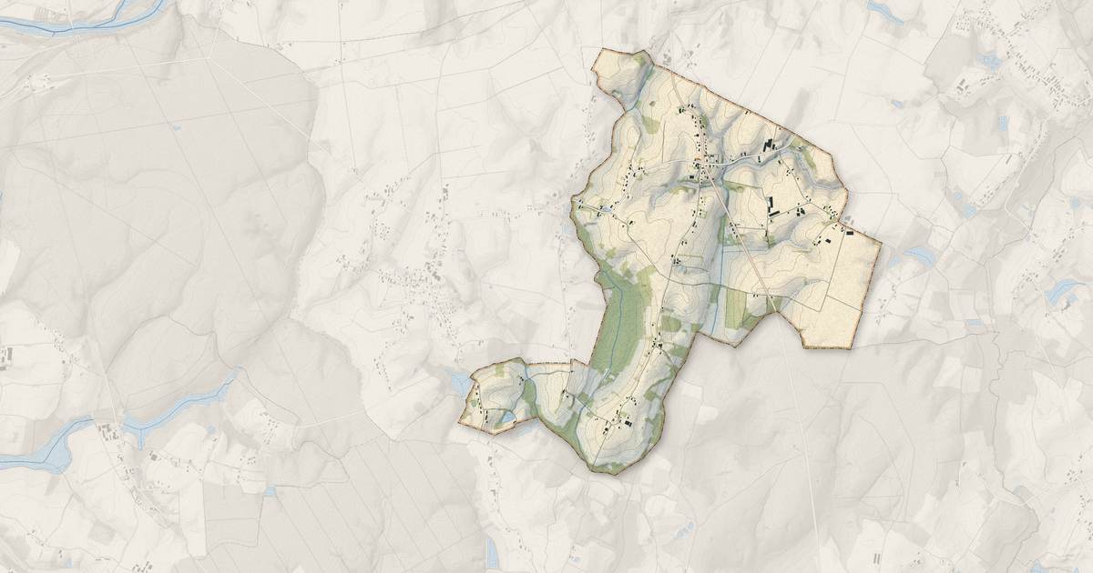 Portrait cartographique de Les Essards-Taignevaux : relief, eau, forêts, bâti et voies, calculés à partir des données de l'IGN