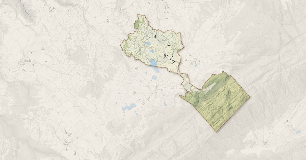 Portrait cartographique de Fraroz : relief, eau, forêts, bâti et voies, calculés à partir des données de l'IGN