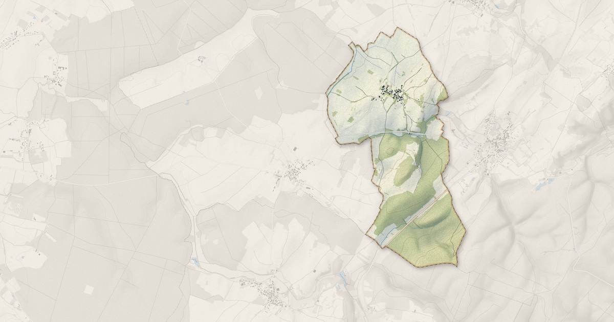 Portrait cartographique de Frasne-les-Meulières : relief, eau, forêts, bâti et voies, calculés à partir des données de l'IGN
