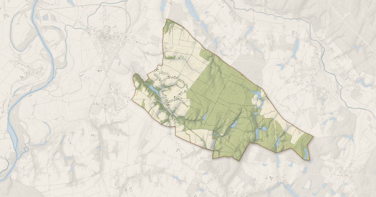 Portrait cartographique de Gatey : relief, eau, forêts, bâti et voies, calculés à partir des données de l'IGN