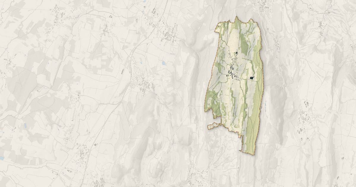 Portrait cartographique de Geruge : relief, eau, forêts, bâti et voies, calculés à partir des données de l'IGN