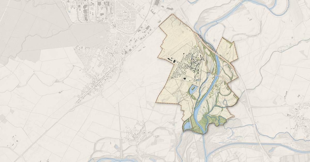 Portrait cartographique de Gevry : relief, eau, forêts, bâti et voies, calculés à partir des données de l'IGN