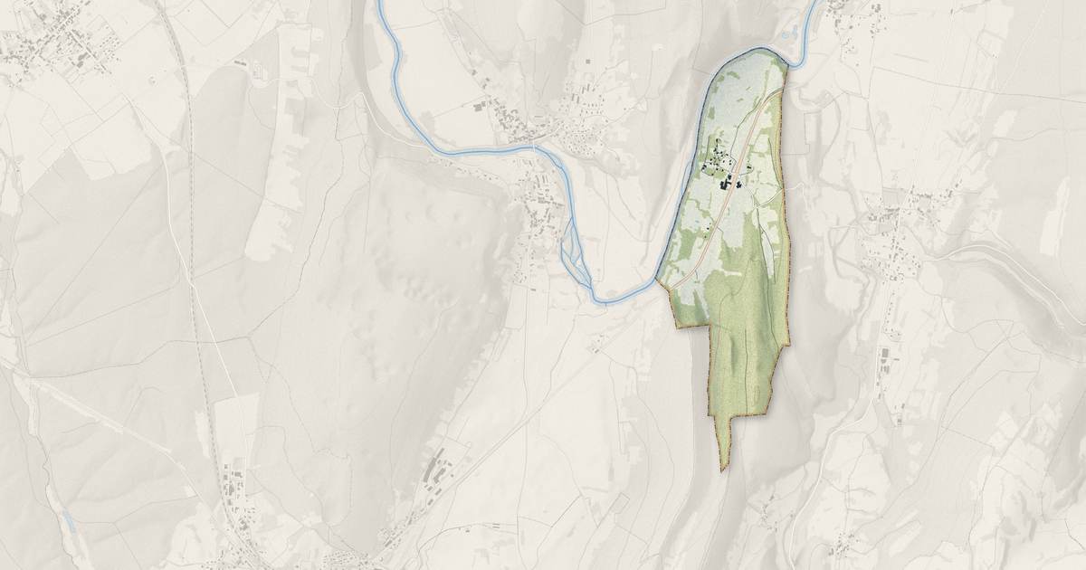 Portrait cartographique de Grange-de-Vaivre : relief, eau, forêts, bâti et voies, calculés à partir des données de l'IGN