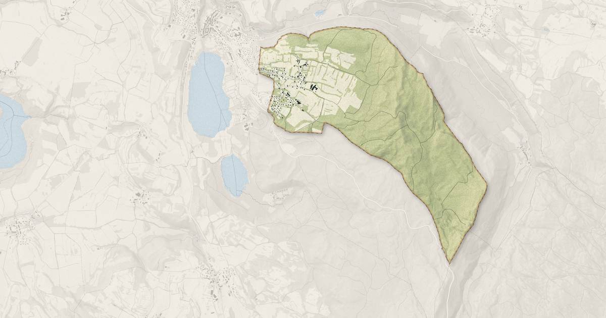 Portrait cartographique de Hautecour : relief, eau, forêts, bâti et voies, calculés à partir des données de l'IGN