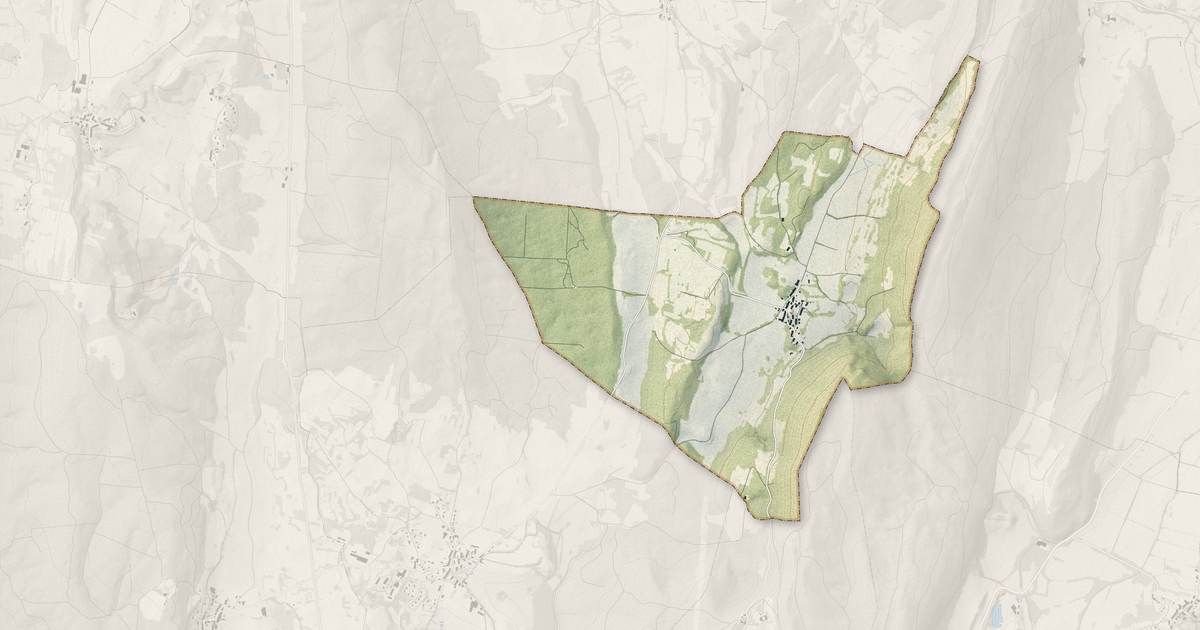 Portrait cartographique de Marnézia : relief, eau, forêts, bâti et voies, calculés à partir des données de l'IGN