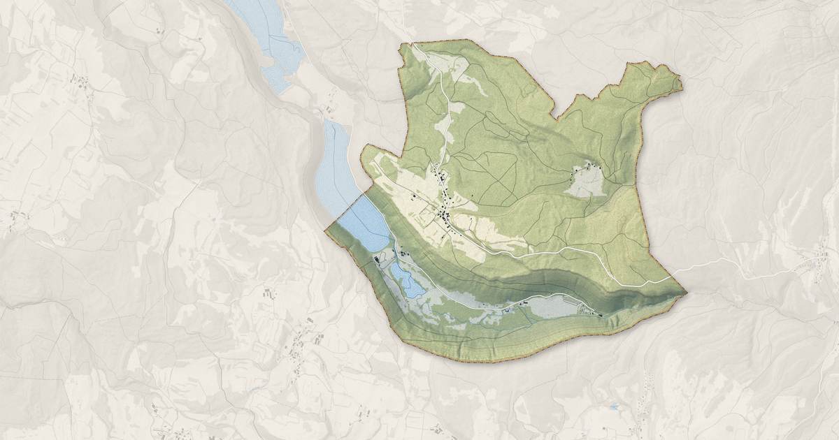 Portrait cartographique de Menétrux-en-Joux : relief, eau, forêts, bâti et voies, calculés à partir des données de l'IGN