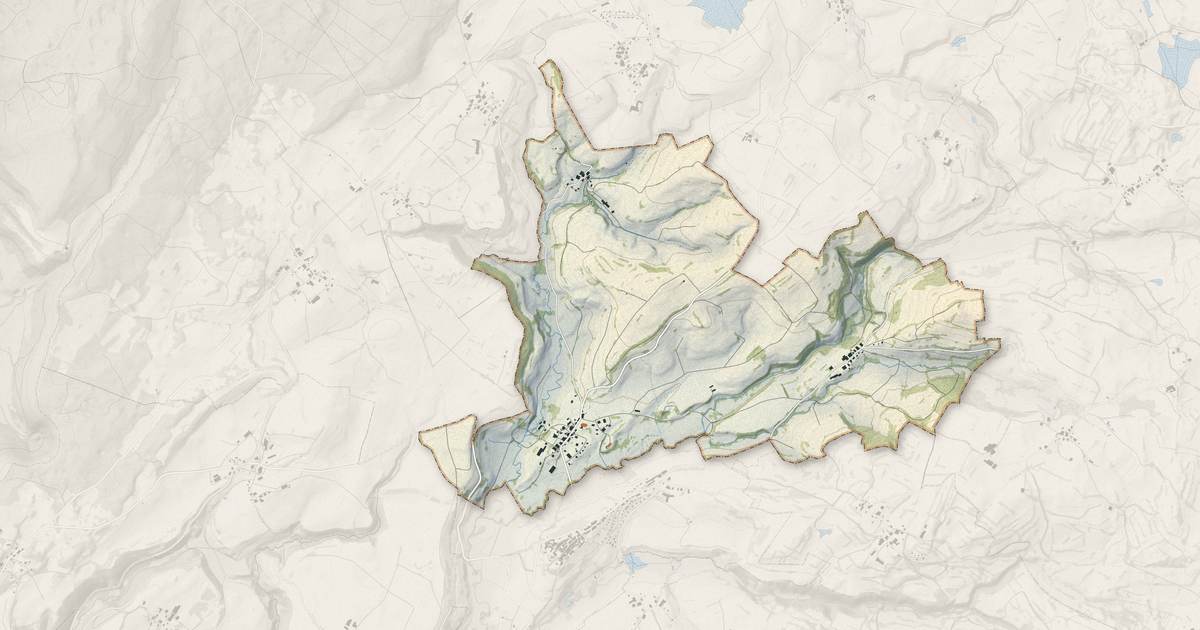 Portrait cartographique de Mièges : relief, eau, forêts, bâti et voies, calculés à partir des données de l'IGN