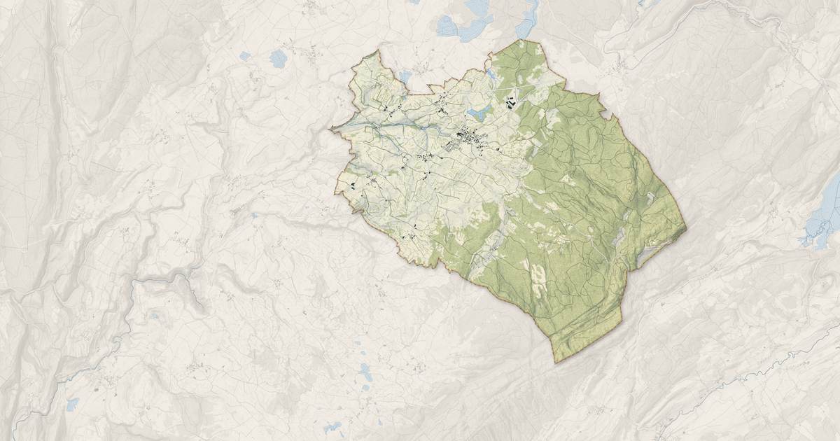 Portrait cartographique de Mignovillard : relief, eau, forêts, bâti et voies, calculés à partir des données de l'IGN