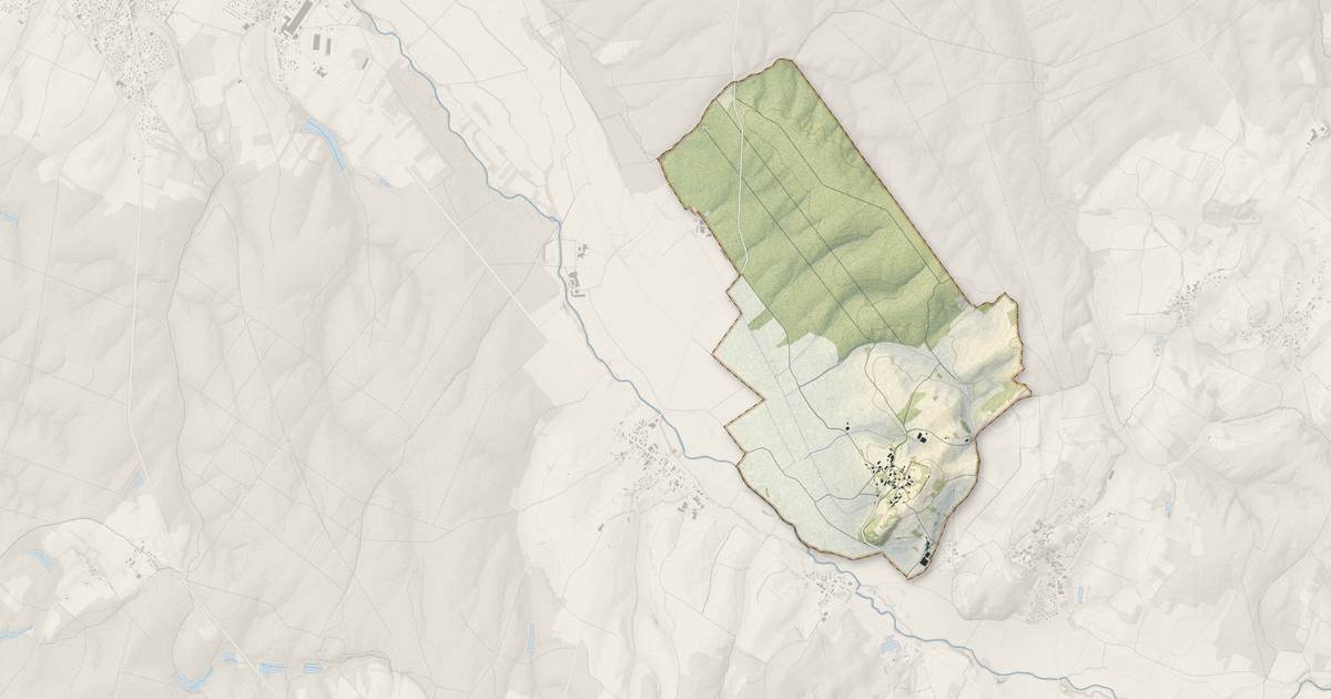 Portrait cartographique de Molamboz : relief, eau, forêts, bâti et voies, calculés à partir des données de l'IGN