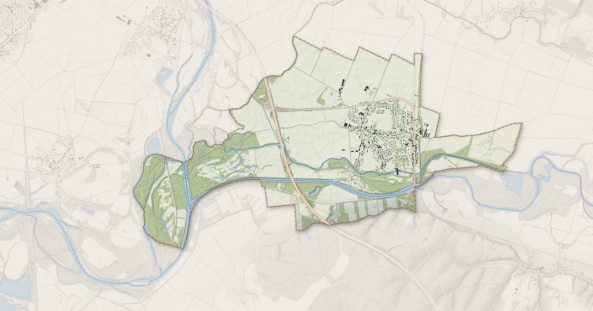 Portrait cartographique de Parcey : relief, eau, forêts, bâti et voies, calculés à partir des données de l'IGN