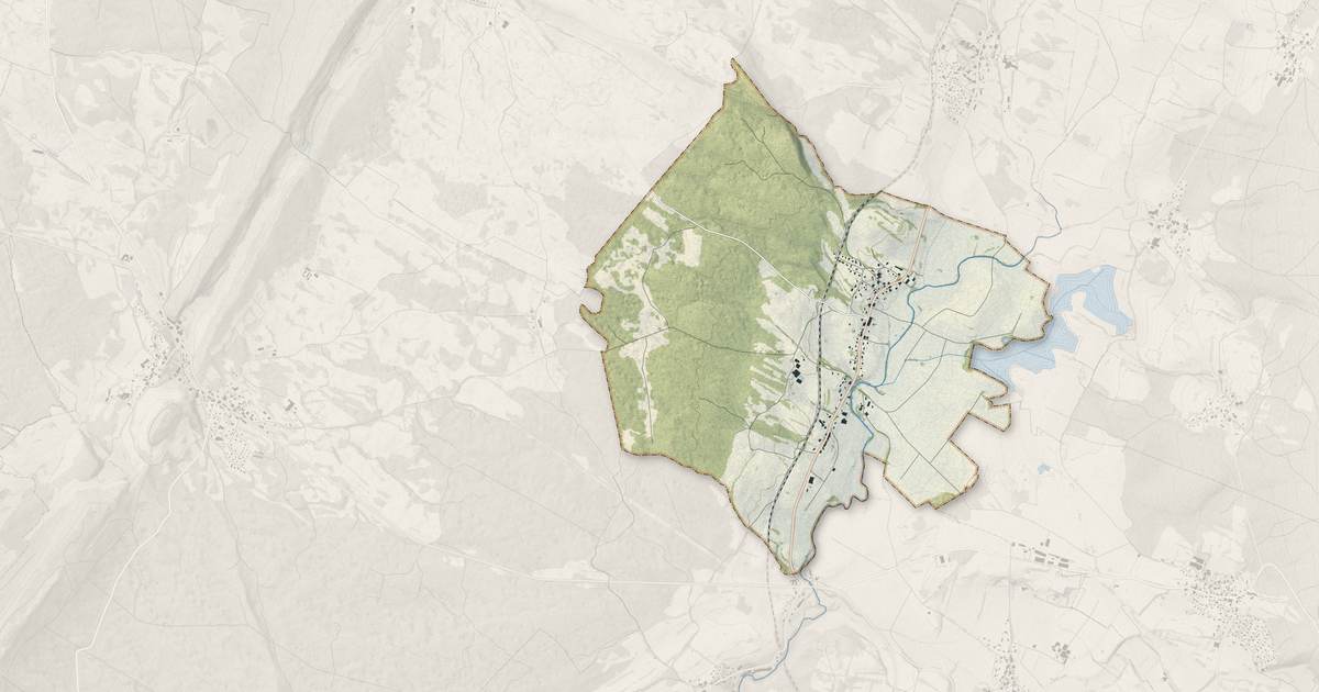 Portrait cartographique de Le Pasquier : relief, eau, forêts, bâti et voies, calculés à partir des données de l'IGN