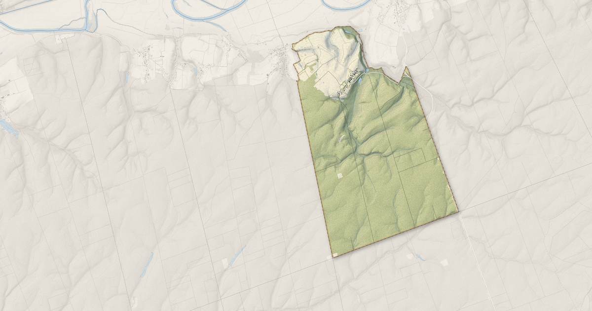 Portrait cartographique de Plumont : relief, eau, forêts, bâti et voies, calculés à partir des données de l'IGN