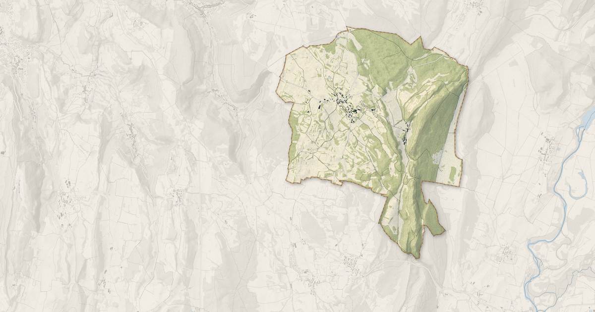 Portrait cartographique de Publy : relief, eau, forêts, bâti et voies, calculés à partir des données de l'IGN