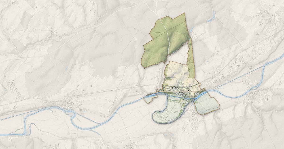 Portrait cartographique de Ranchot : relief, eau, forêts, bâti et voies, calculés à partir des données de l'IGN