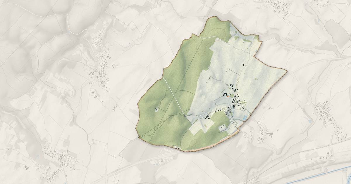 Portrait cartographique de Romange : relief, eau, forêts, bâti et voies, calculés à partir des données de l'IGN