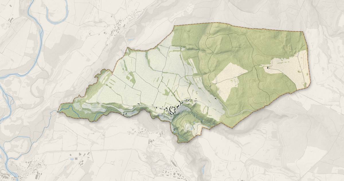 Portrait cartographique de Vertamboz : relief, eau, forêts, bâti et voies, calculés à partir des données de l'IGN