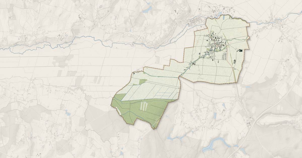 Portrait cartographique de Villevieux : relief, eau, forêts, bâti et voies, calculés à partir des données de l'IGN