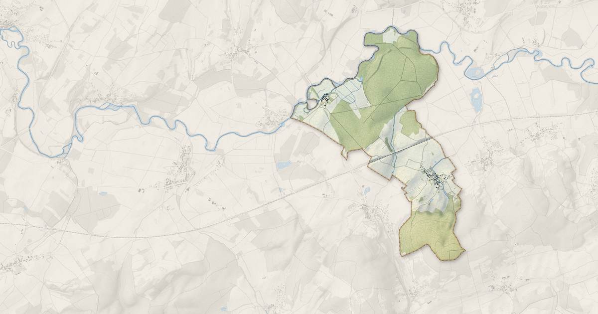 Portrait cartographique de Vitreux : relief, eau, forêts, bâti et voies, calculés à partir des données de l'IGN