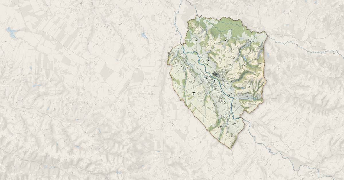 Portrait cartographique de Amou : relief, eau, forêts, bâti et voies, calculés à partir des données de l'IGN